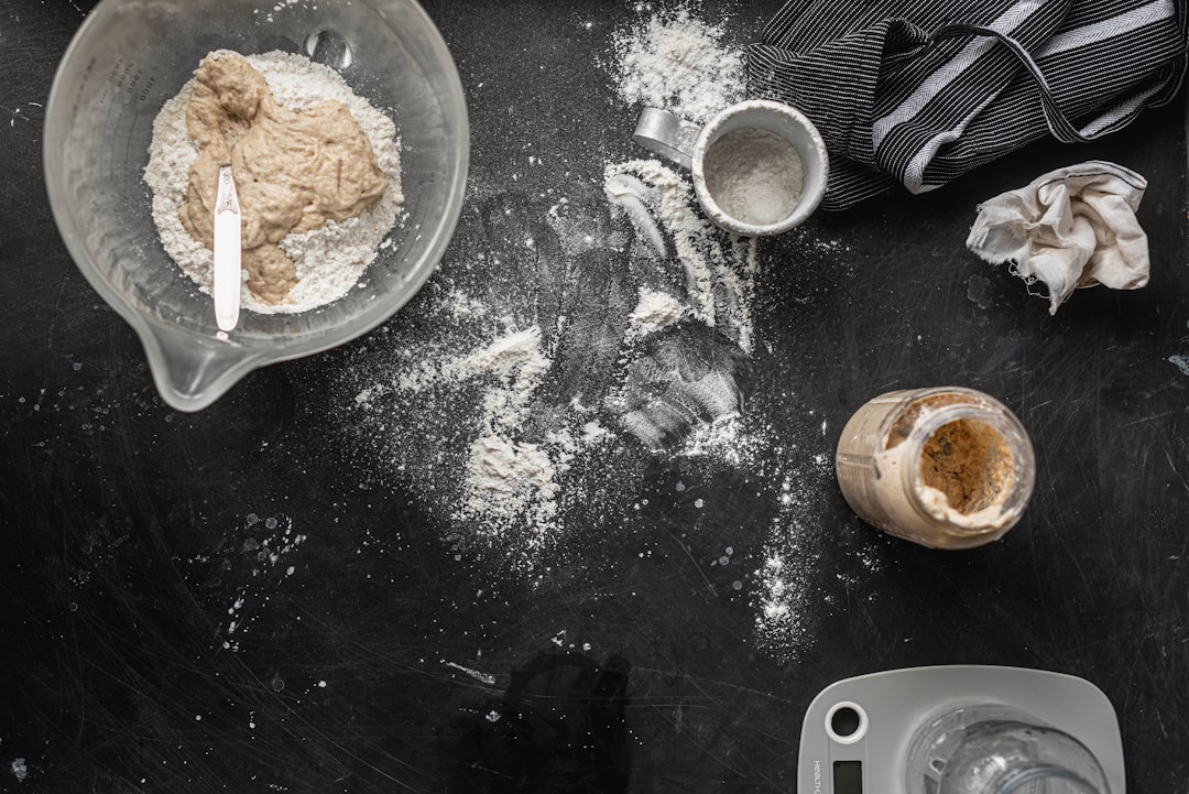The Science of Baking Powder vs Baking Soda