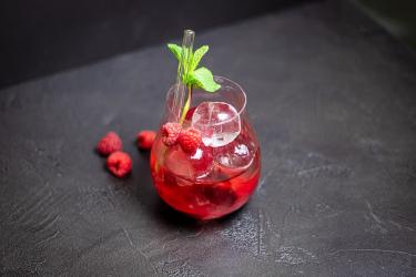Vinegar Cocktails: The Premium Shrub and Drinking Vinegar Guide